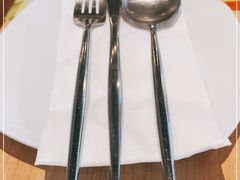 -必胜客(机场路店)