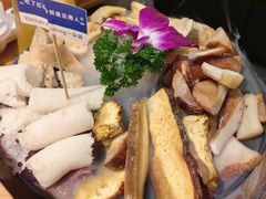 -一朵菌·野生菌探索家火锅(南亚店)
