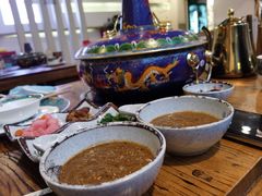 -毛辣果·贵州红酸汤牛肉火锅(西单店)