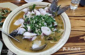 Sour Cabbage Fish Soup