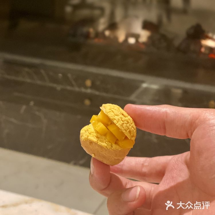 在香港，这里吃下午茶太悠闲啦！