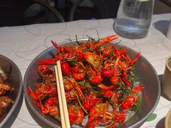-巴厘龙虾·榜首油焖大虾(音乐学院·沿江酒馆店)