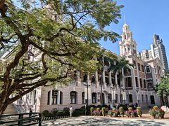-香港大学