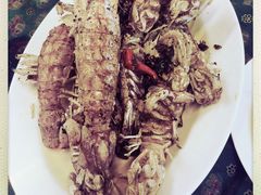 -拉威海鲜市场