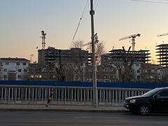 -玲珑塔公园