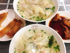 -潘国仙耳光馄饨(黄家阙路店)