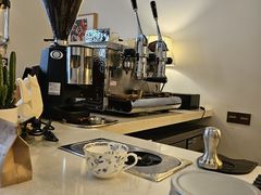 -Café Monson