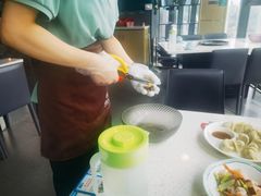 -巧克力渔家.小船海鲜胶东菜(万平口店)