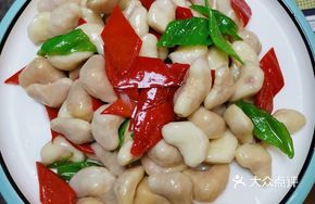 Double Pepper Water Chestnut Stir-fry