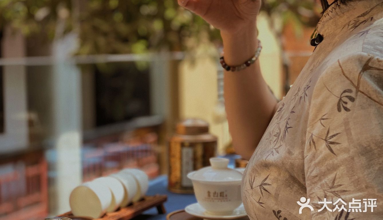 zui美公馆邂逅🏯重庆首家民国风咖啡书店