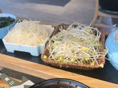 -鹿鸣山草本茶香火锅(园西路店)