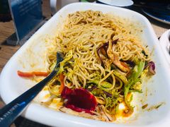 七彩泡沫鸡肉凉米线-雀舞云南菜(乐客城店)