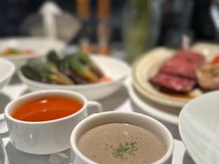 -MONICH牛排融合餐厅(和义大道购物中心店)