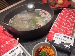 -三出山火锅(南京万象天地店)