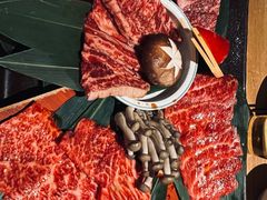 -炼火烤肉店