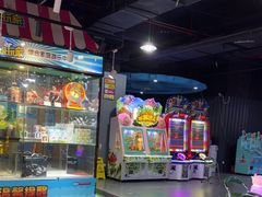 -迪迪玛特·超级玩家主题乐园(新汇大融城店)