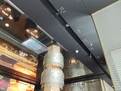 -凤凰湘语·平价海鲜餐厅(浦东旗舰店)