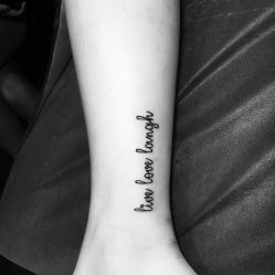 -墨無界刺青TATTOO