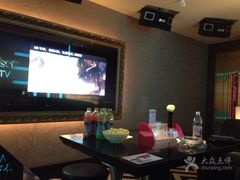 -温莎KTV(珠江路店)