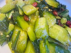 家常拍黄瓜-黑窑厂糖油饼烤鸭·清真菜(旗舰店)