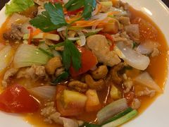 -Neary Khmer Restaurant
