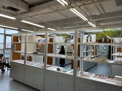 -无奔眼镜·蔡司·依视路授权店(马家堡店)