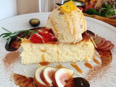 -Mark&Mars Restaurant