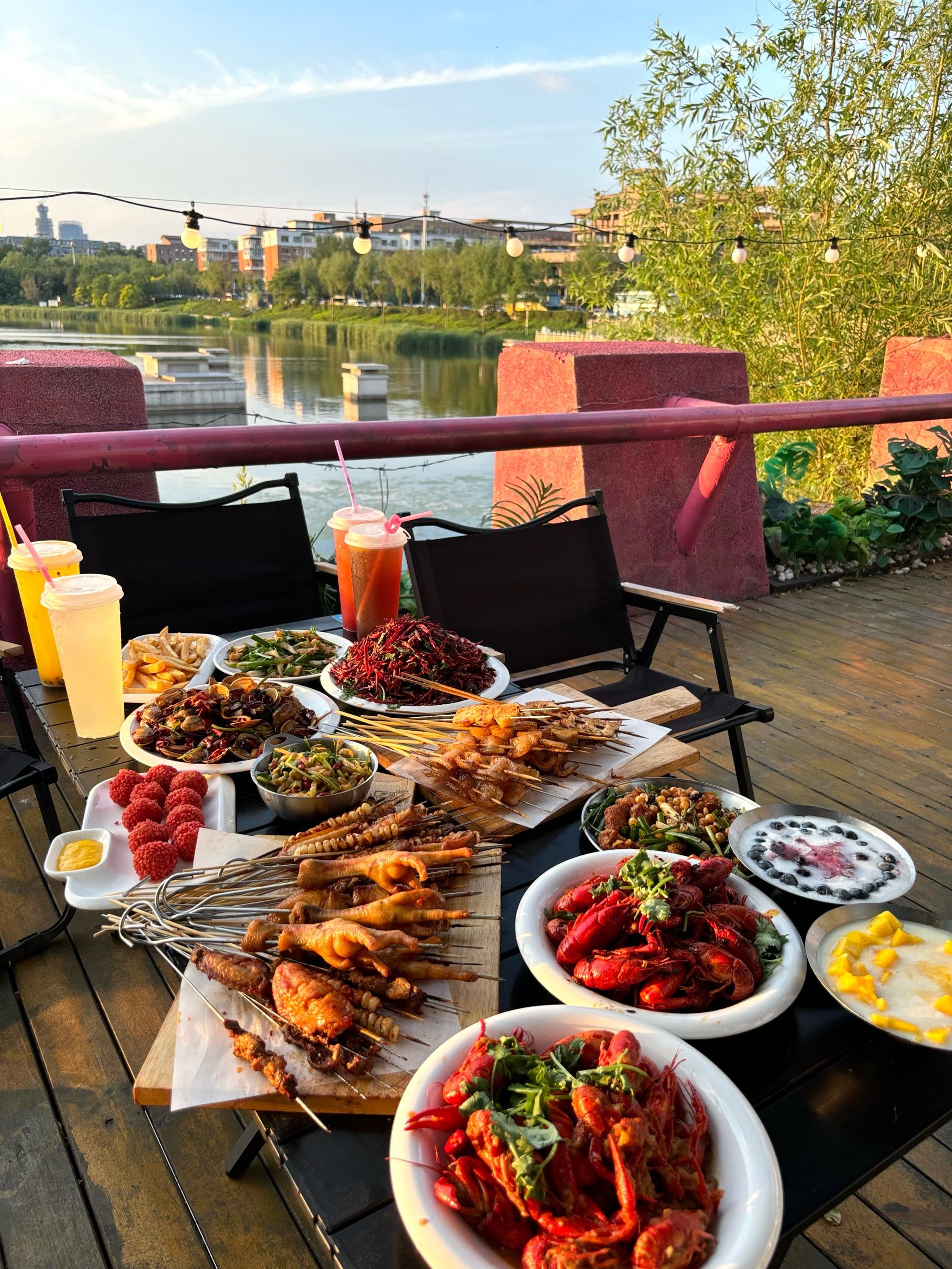 长春!湖边烧烤看日落!