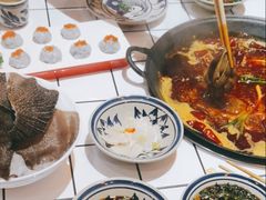 -旧街市鲜货老火锅(大光路店)