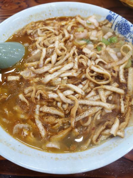 本身自己就很喜欢吃粉条,对这道菜真的是爱了爱了 油炸的豆腐切成细丝