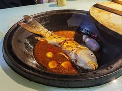 -鱼窝棚柴火铁锅炖(富山屯店)