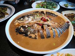 -靠山屯东北农家菜(八龙桥雅苑店)