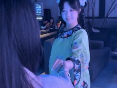 -皇宫大酒店