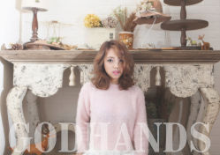 -God Hands发型设计复古会所