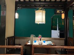 -佬麻雀·新湘菜(东方宝泰店)