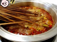红锅-屋头串串(新街里店)
