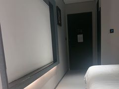 -万泊酒店(长沙五一广场国金中心店)