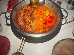 蕃茄鸳鸯锅-小龙坎火锅(IFS HOT店)