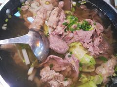 跷脚牛肉全家福锅-全牛匠·乐山跷脚牛肉(新中关店)