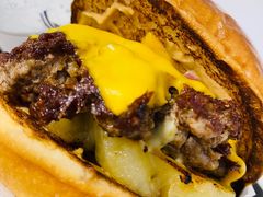 -TRIPS BURGER(大钟寺店)