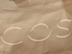 -COS(月星环球港店)