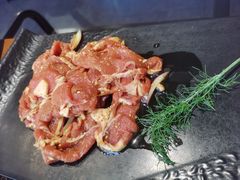 -四斤烤肉(东戴河孟家店)