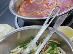 -周良天山牛杂城(天山路总店)