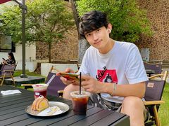 -J Create城市露营咖啡·简餐·宠物(上海动物园店)