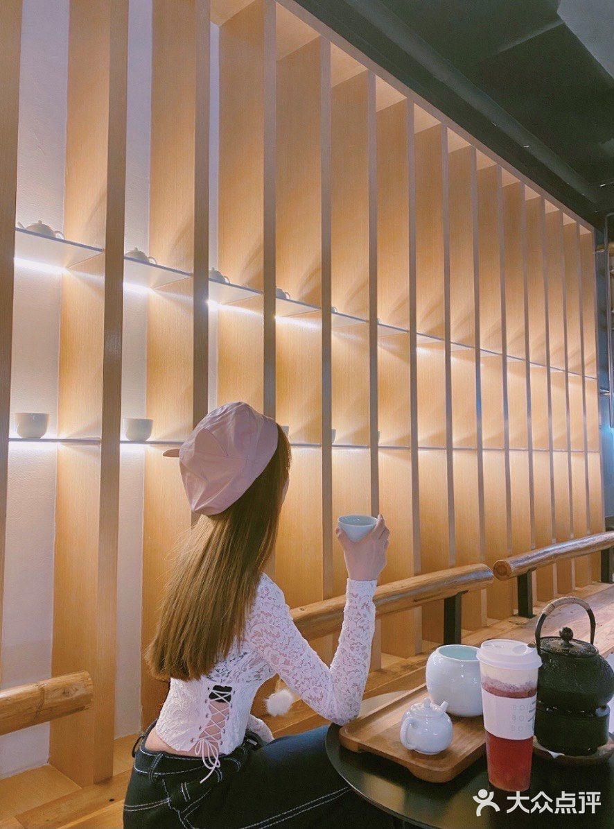 我特别喜欢靠窗边的位置，拍照出片十分有感觉