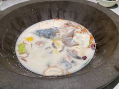 鲜潭蒸汽石锅江团鱼-鲜潭蒸汽石锅鱼(五道口购物中心店)