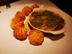 -Mogul Eatery·大亨餐酒馆