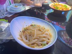 -川流不息·地道川菜·小龙虾(新松江路店)