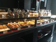 -Salon de The de Joel Robuchon(外滩18号店)