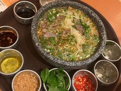 -浩海火燒雲傣家菜(芮欧百货店)